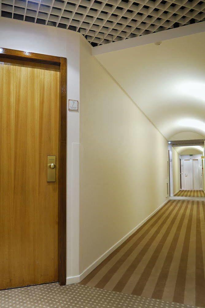 Hotel Hospitel Paris Ngoại thất bức ảnh